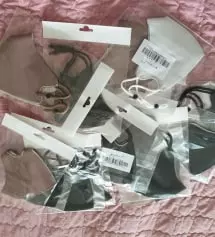 프리오더할때마다구입해서 잘쓰고있어요  지인들한테선물하기도 좋아요