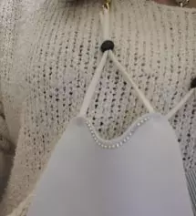 큐빅이 포인트가 되어주고 마스크 또핟 발아쓸수있어 더 좋은것같아요