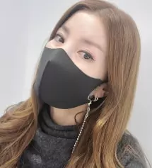 사이즈랑 두께 모두 만족하고 벌써 몇개째 쓰고 주위에 사람들꺼 까지 주문해서 쓰고있