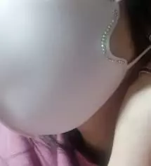 핑크 너무 이뻐요~  은은한 핑크라 더더욱 부담감이 없네요~  얼굴도 이뻐보이고 숨쉬기