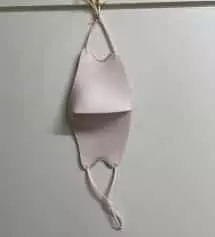 새로운 색상이 나와서 구매.
