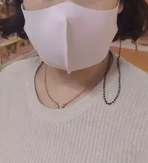 생각한 대로 예쁘네요 사이즈 조절끈이 있어 잘 맞아요^^잘쓸께요~~~