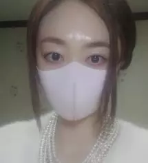 핑크큐빅마스크가 나왔다고 해서 주문했어요^^ 너무 이쁘네요ㅎ 색상과 마스크😘 숨쉬기