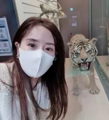 아주 만족하며 쓰고 있어요~지인들 선물로 마니들 줬습니다^^매번 나올때마다 꼭 구매해