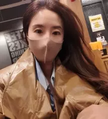 아주 만족하며 쓰고 있어요~지인들 선물로 마니들 줬습니다^^매번 나올때마다 꼭 구매해