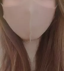 벌써 몇번째 재구매인지.. 줄로그옷에 찰떡이구 숨쉬기 편하고 좋은데 몇번쓰면 얼룩이