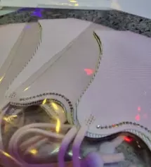 이미 여러장 가지고 있지만 핑크가 나온다해서 크리스마스도 다가오고해서 직원선물도 