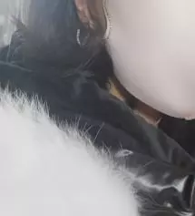 이미 여러장 가지고 있지만 핑크가 나온다해서 크리스마스도 다가오고해서 직원선물도 