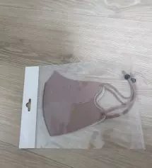 반짝반짝  얼굴빛이 살아요 악세사라 안해도 한듯한 느낌. 길이조절로 사이즈에 딱 맞게