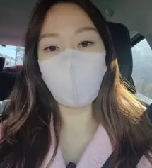 쨍하지 않고 연핑크여서 촌스럽지 않고 은은하고, 은근히 여성스러워요^^ 큐빅 포인트 