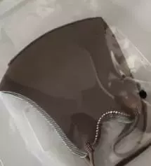 원피스와 깔별로 맞춰서 하려고 주문했어요 큐빅이 박혀있어 한층 멋스럽네요 기분전롼