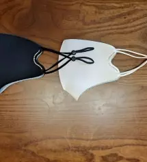 숨쉬기도 편하고 귀뒤끈도 조절가능해서 귀가안아파요
