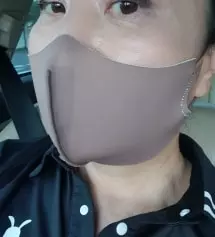 넘 예쁘고 화이트도 사고싶은데
