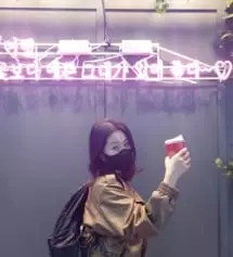 마스크는 공구할때마다 쟁여놓구쓰고있어요 비염있는 저에게는 안성맞춤이예요 엄마도 