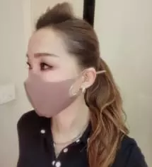 어제의 블랙이어 오늘은 브라운마스크를 쓰고 출근했어요 검정도 너무 이뻤는데 브라운