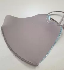 핑크랑 브라운 했어요.
