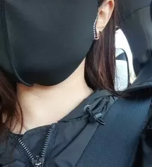 운동화 구매하면서 이쁜 마스크를 발견하고 함께 구매했어요.
