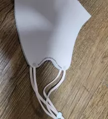 앞전에 브라운,검정 구매했는데 반응이 너무 좋아서 지인에게 선물하려고 이번에는 핑크