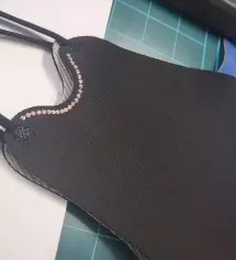 너무이뻐요^^잘샀어요~고급스럽습니다^^ㅎㅎ
