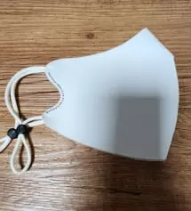 작년에 네가지 컬러 다 구매해서 잘 사용하고 있습니다 
