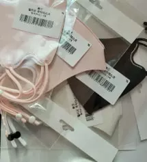 화이트는 무난하고 블래도 예쁘네요 매일 손세탁합니다 남친이 예쁘다고 하네요