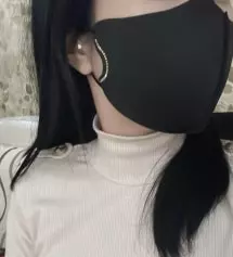 마스크 쓰고 나가면 다 예쁘다고 어디거냐고 물어봐요 ㅎㅎ
