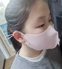 무지로할까 큐빅이 있는거로 할까 고민고민하다
