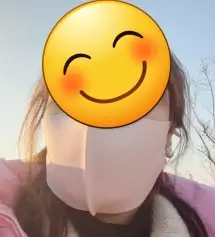 색상도  이쁘고  줄이  있어서  길게  짧게  줄일수있어서  너무  좋아요^^