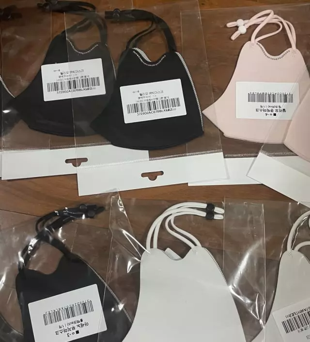 큐빅 진짜 맘에들고 진짜 마스크에반해서 사진찍고 글쓰고 쟁여두려고.욕심부리고 있네