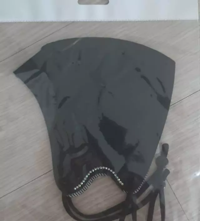 코로나가 지났어도 겨울에 방한용이나 쌩얼 가림용으로 주문했어요~