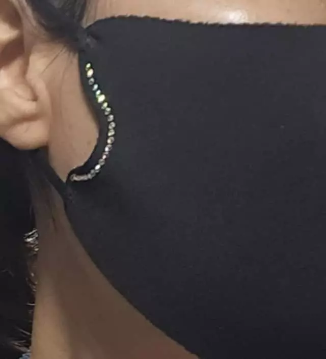 블프행사 덕분에 좋은가격에.제가 좋아하는 큐빅마스크를 많~ 이 살 수 있게 해주셔서 