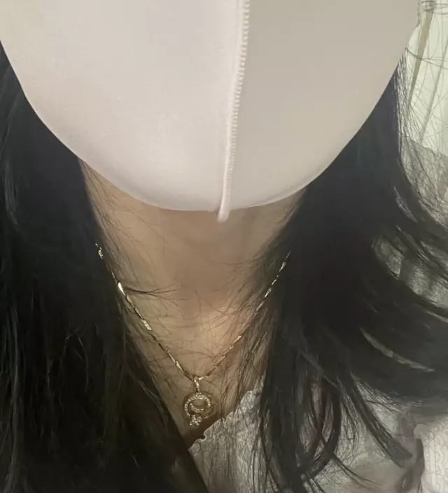 남자도여자도 얼굴에 딱 맞는다는게 신기하네요 상황에따라 얼굴에 착붙도하다가 널널하