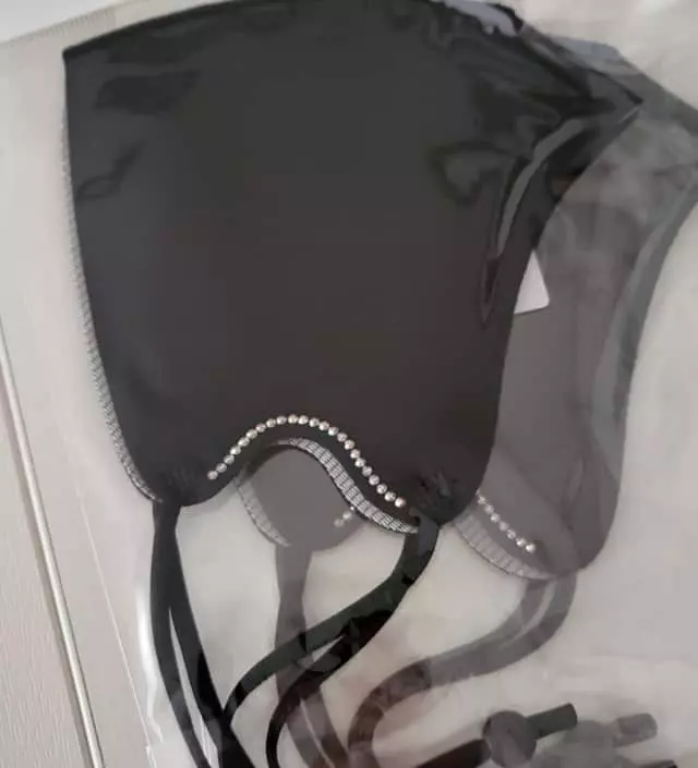 큐빅이 앙증맞은
