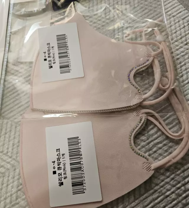 블랙더이세일이라서, 가성비좋게,  양쪽부모님들께 드리려고, 구매쌨어요.
