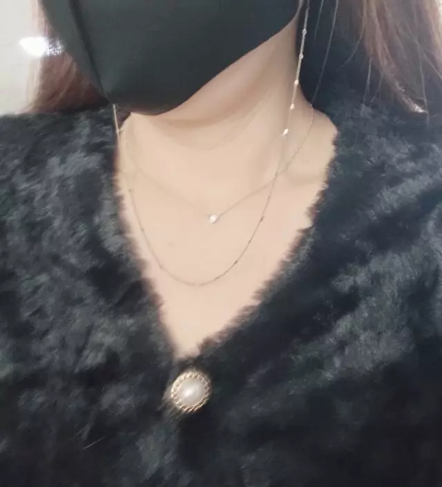 언니도 주려고 세일할때 엄청 쟁였어요 아직 마스크가많이 필요하더라구요 마스크 얼굴