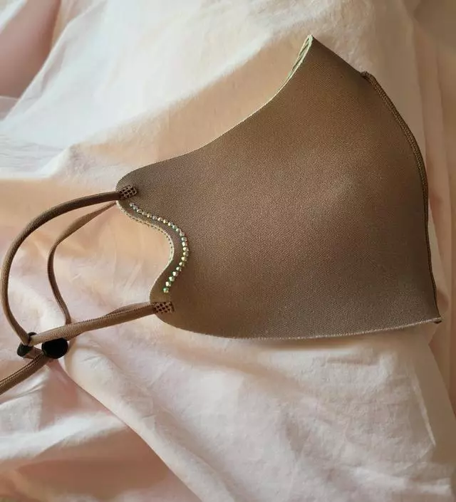 예쁘고 마스크도 멋부릴수있는 하나의
