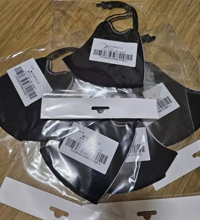 정상가에 구매해서 지금껏 예쁘게 잘 사용하고 있는데 블프에 가격인하되어서 엄청 쟁여