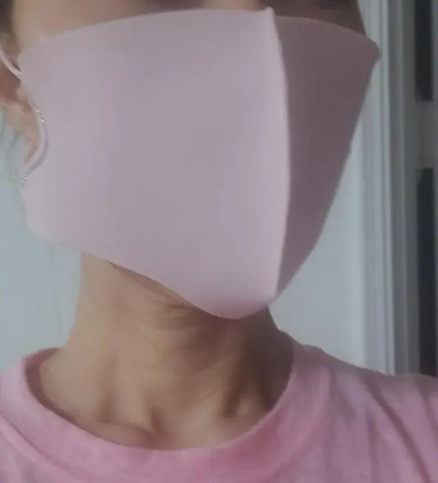 쎄일가격으로 득템했네요ㅎㅎ 색상도이쁘고 뽀인트되게 큐빅박히고 이쁘네요 만족만족해