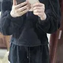 블랙색상이  아이보리보단 색상도 쨍한 블랙은 아니라  