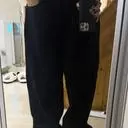 따듯한 겨울 면바지 맞아요. 
바지 핏도 너무 이뻐요.