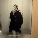 아들이 겨울옷 사입으라고 용돈을 줘서 롱코트를 보다 만