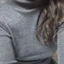 차콜색깔이 이뻐요. 질감이 정말 부드럽고, 느낌이 정말