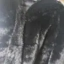 기다린 상품이라 오자마자 입어봣습니다 정말 따틋하고 편