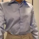 적당한 두께감이라 간절기에도 입을 수 있는 제품이에요~