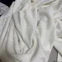 처음 흰색아이보리니트 ,핑크 스카이블루 세개 샀어요 
