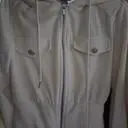 디자인색상이. 너무이뻐요
단점이있다면 원단에 먼지가 너