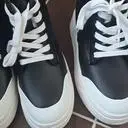 이신발만 몇번째 재구매인지
품절되어 입고되기만 기다렸는