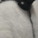 이뽀여 이뽀요. 어려보이고 아이보리가 살짝살짝 반짝이니