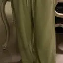 매진끝에 줄여입을 생각으로 구매햇어요
색이 넘 예뻐서 