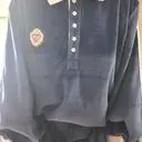 카라 흰부분에 이염이 있어서 좀 짜증났지만 단추잠그면 